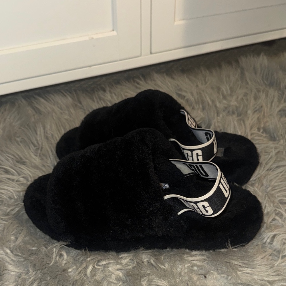 UGG Black Fluffy Slides with Logo Strap